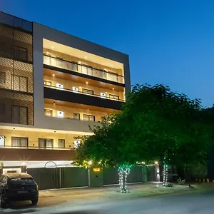 Aparthotel Perch Service Dlf Cyber